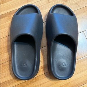 Yeezy Slides Womens
